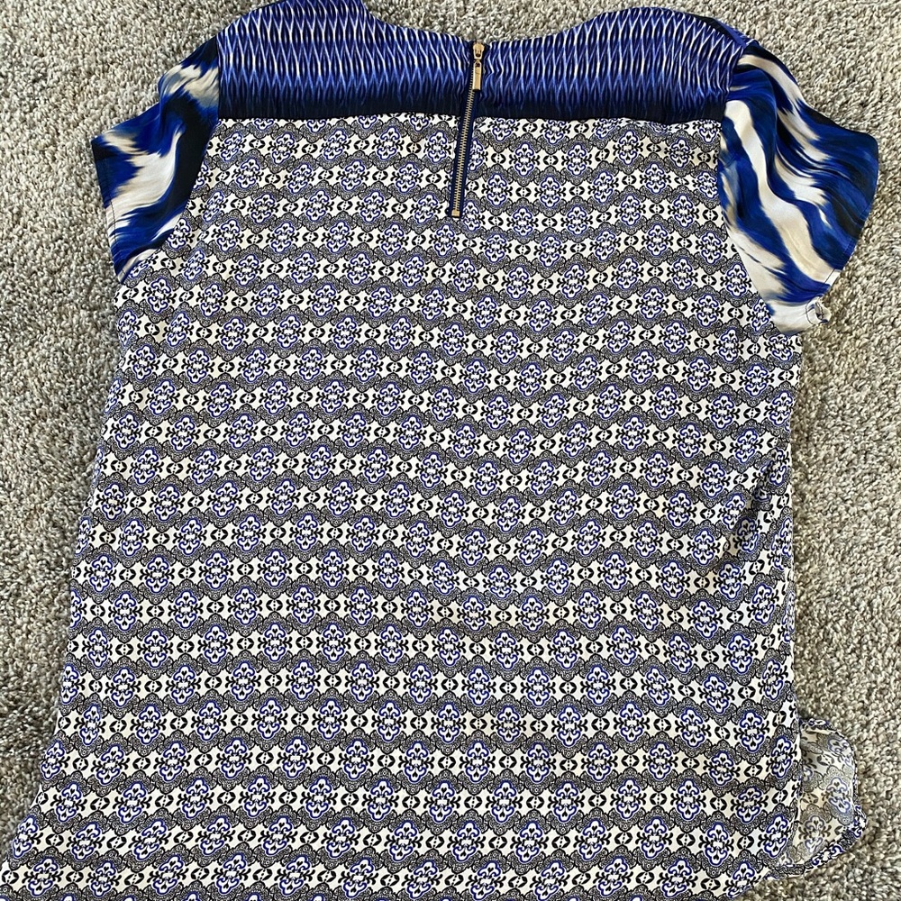 Cute Top - Picture 3 of 3